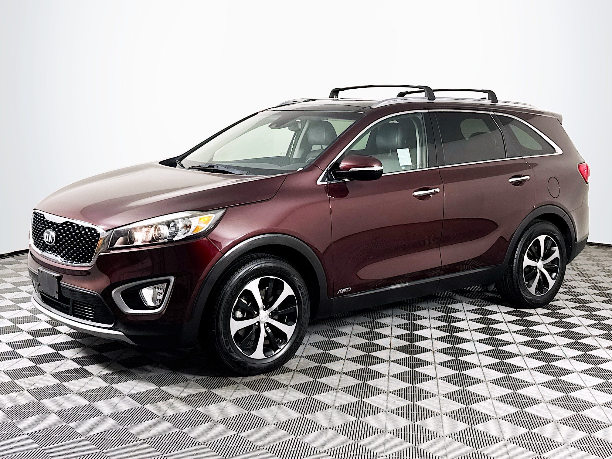 Used 2018 Kia Sorento EX w/ Option Group 040 AWD/4WD image 4