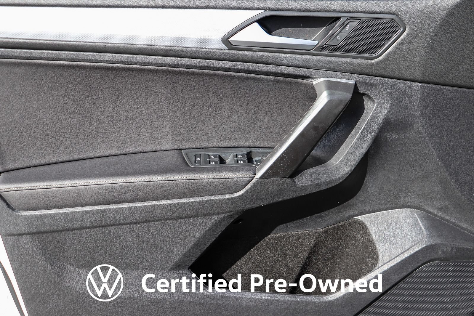 Used 2024 Volkswagen Tiguan S FWD image 23