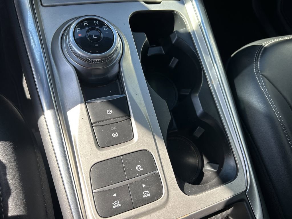 Used 2022 Ford Explorer XLT w/ Equipment Group 202A image 24