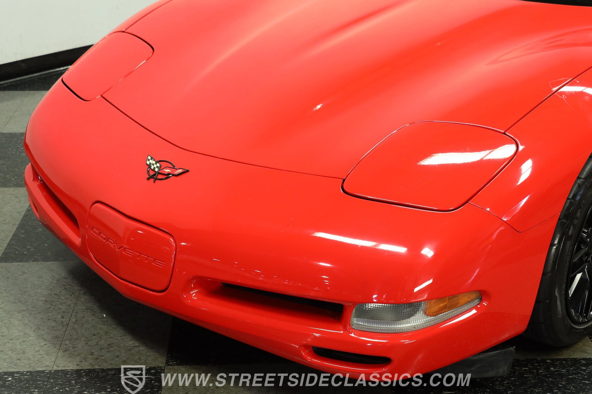 Used 1999 Chevrolet Corvette Coupe w/ Memory Pkg RWD image 19