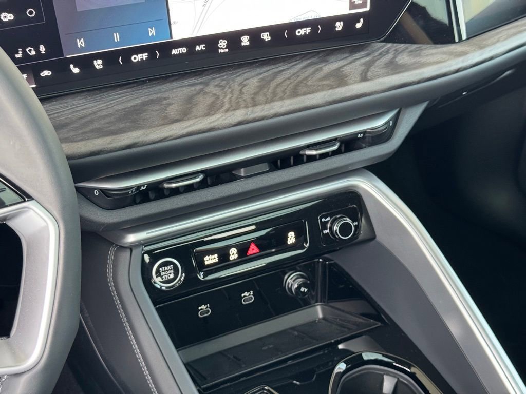 New 2025 Audi Q5 Prestige image 34