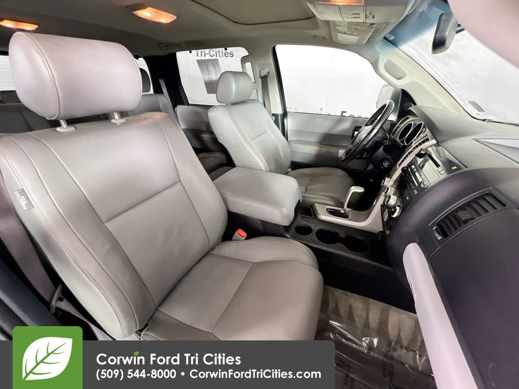 Used 2008 Toyota Sequoia Limited image 19