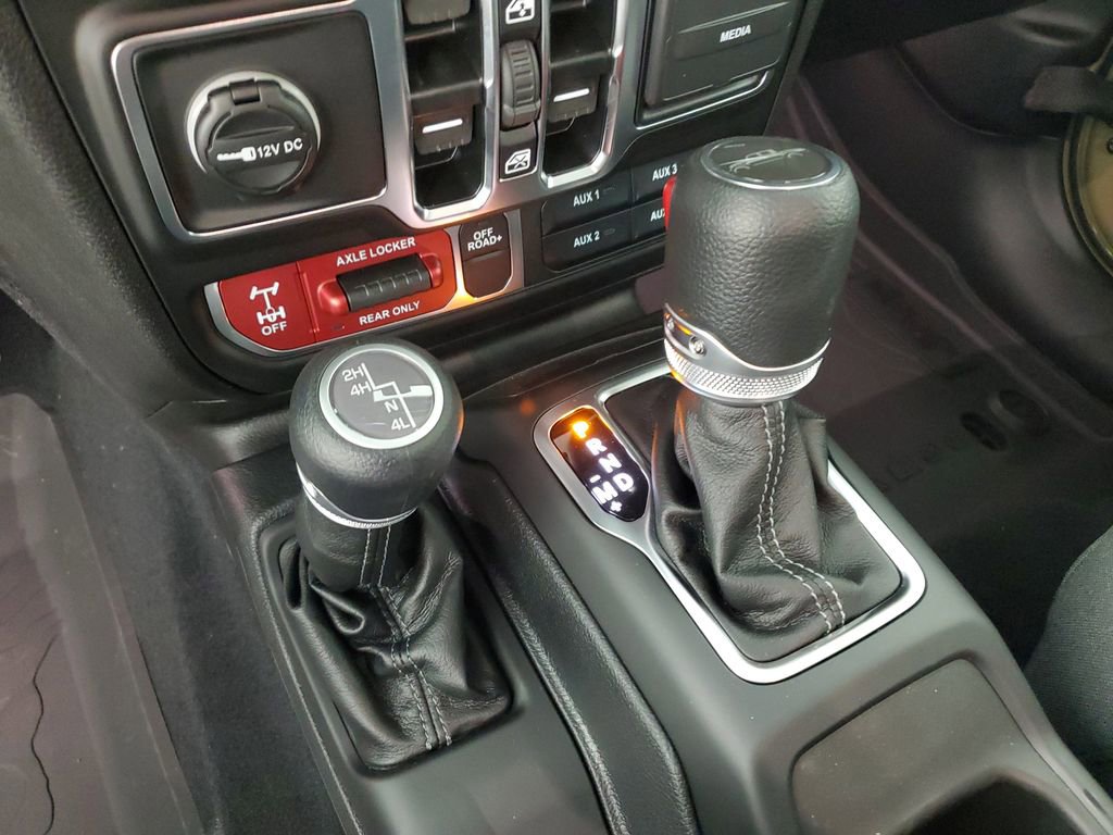 New 2025 Jeep Gladiator Willys image 19