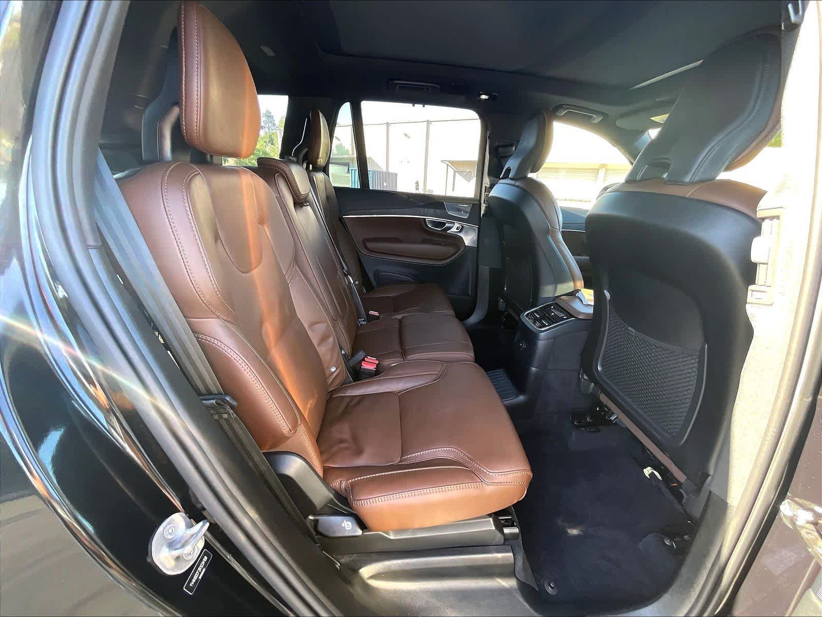 Used 2024 Volvo XC90 T8 Ultimate w/ Protection Package Premier AWD/4WD image 30