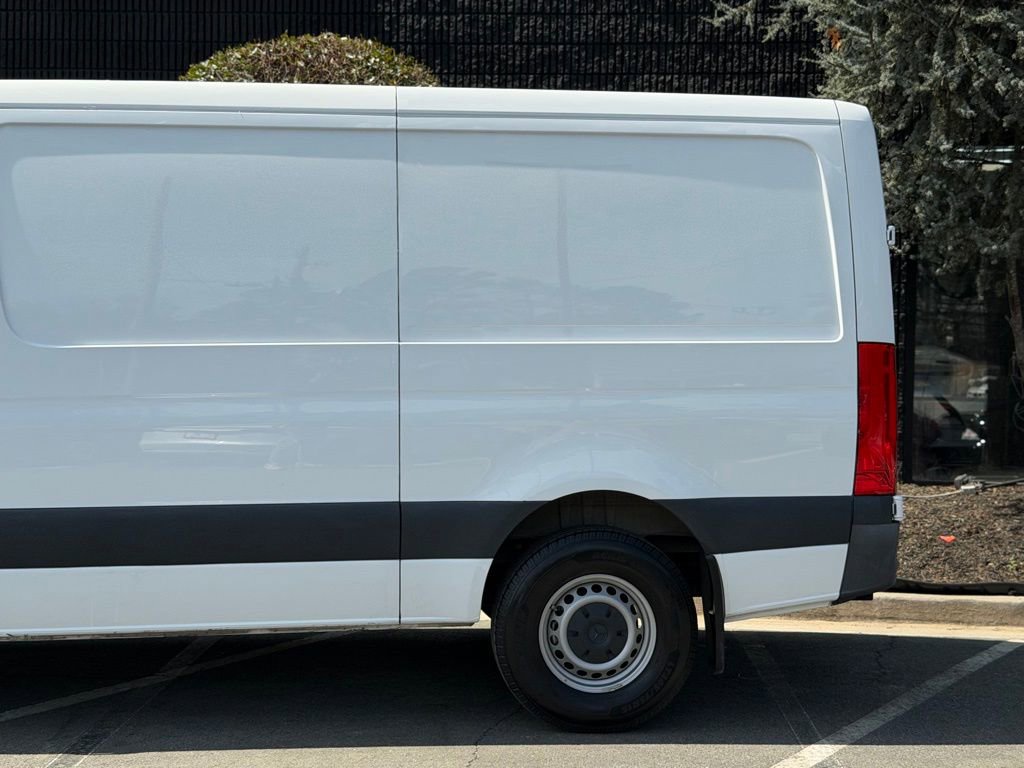 Used 2023 Mercedes-Benz Sprinter 144 Cargo w/ Acoustic Package image 11