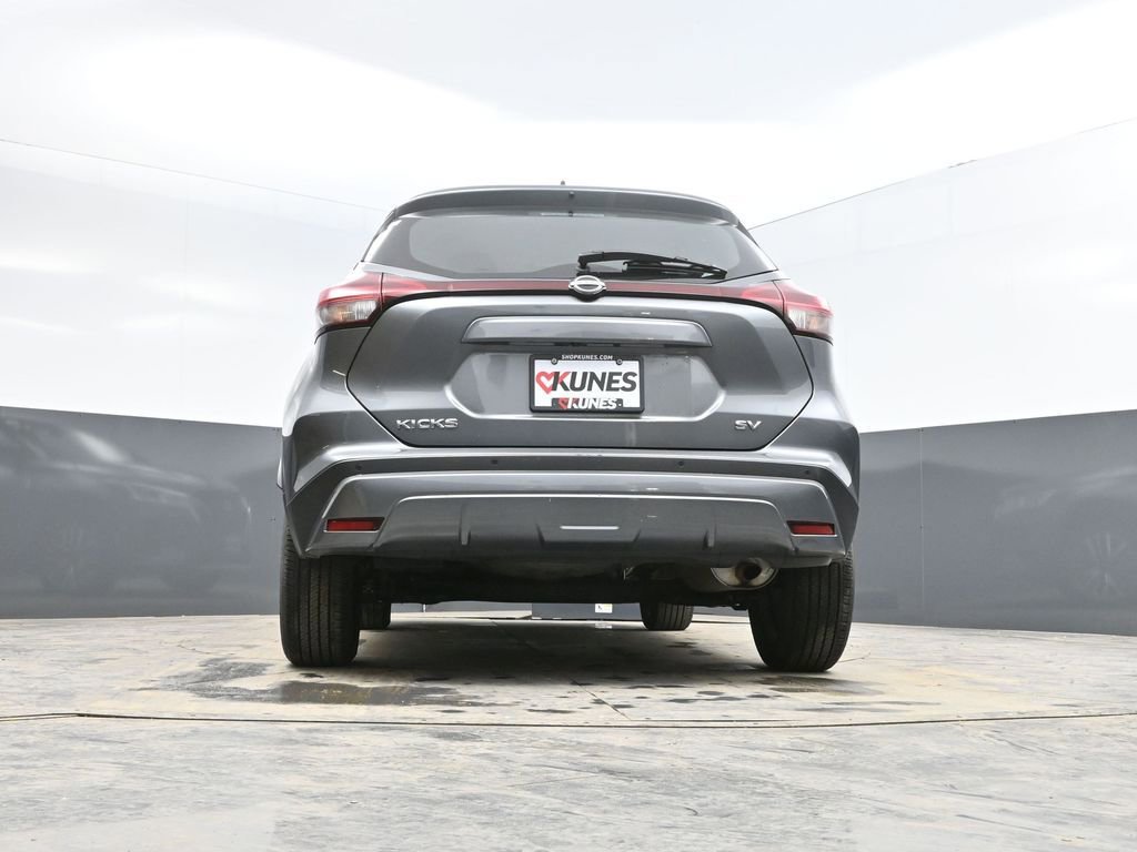 Used 2024 Nissan Kicks SV image 31