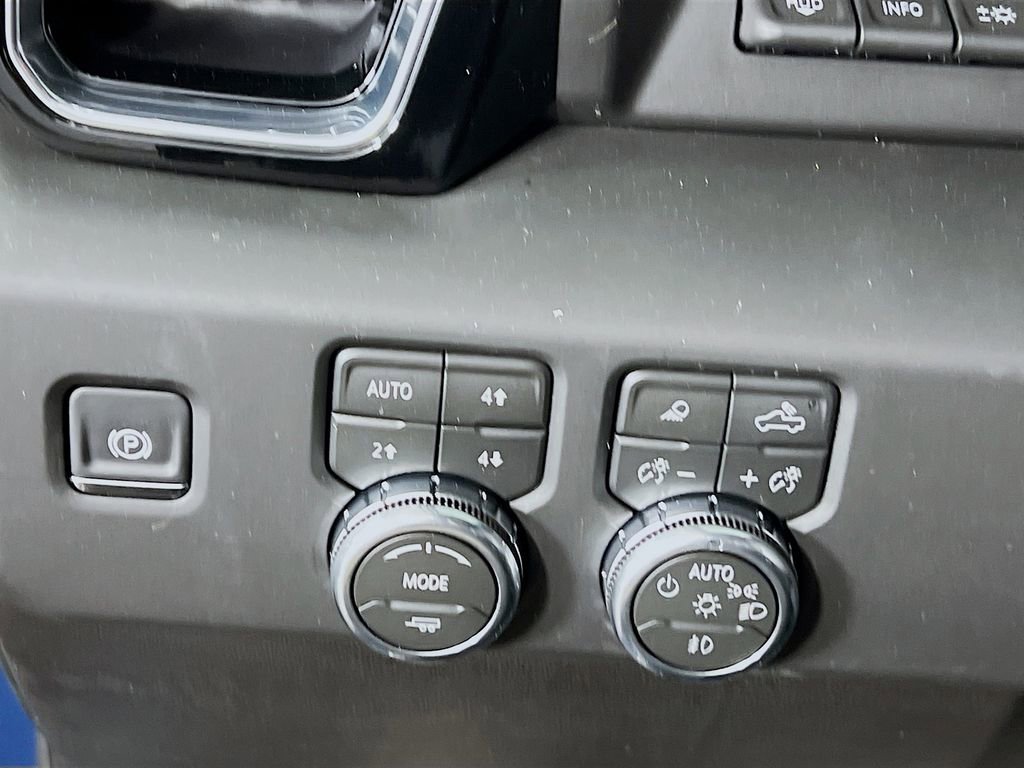 New 2026 GMC Sierra 1500 Denali image 9