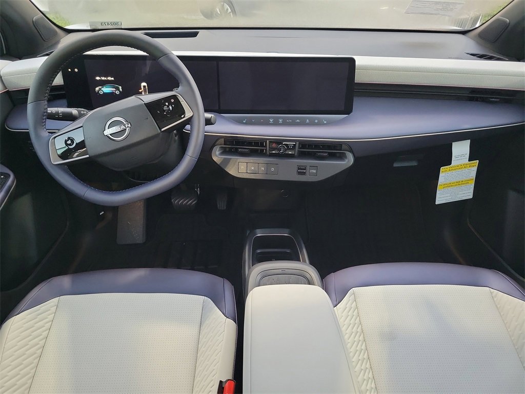 New 2026 Nissan Leaf Platinum+ w/ Cargo Package (Platinum+) image 6