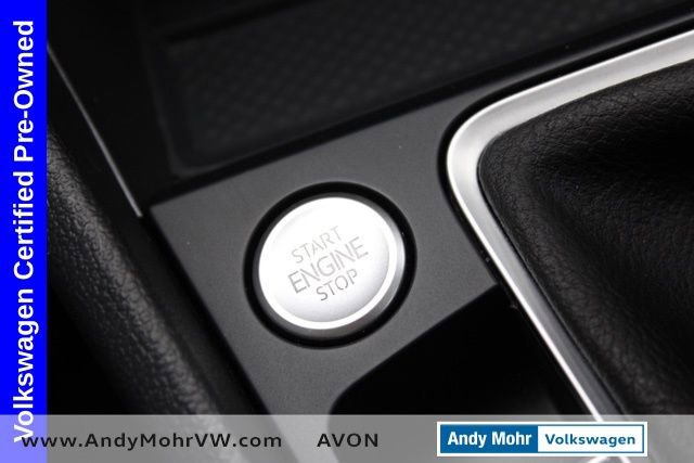 Used 2025 Volkswagen Jetta SE image 30