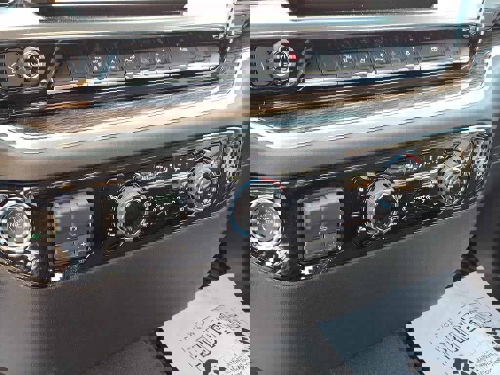 New 2026 Chevrolet Silverado 2500 LT w/ Convenience Package image 19