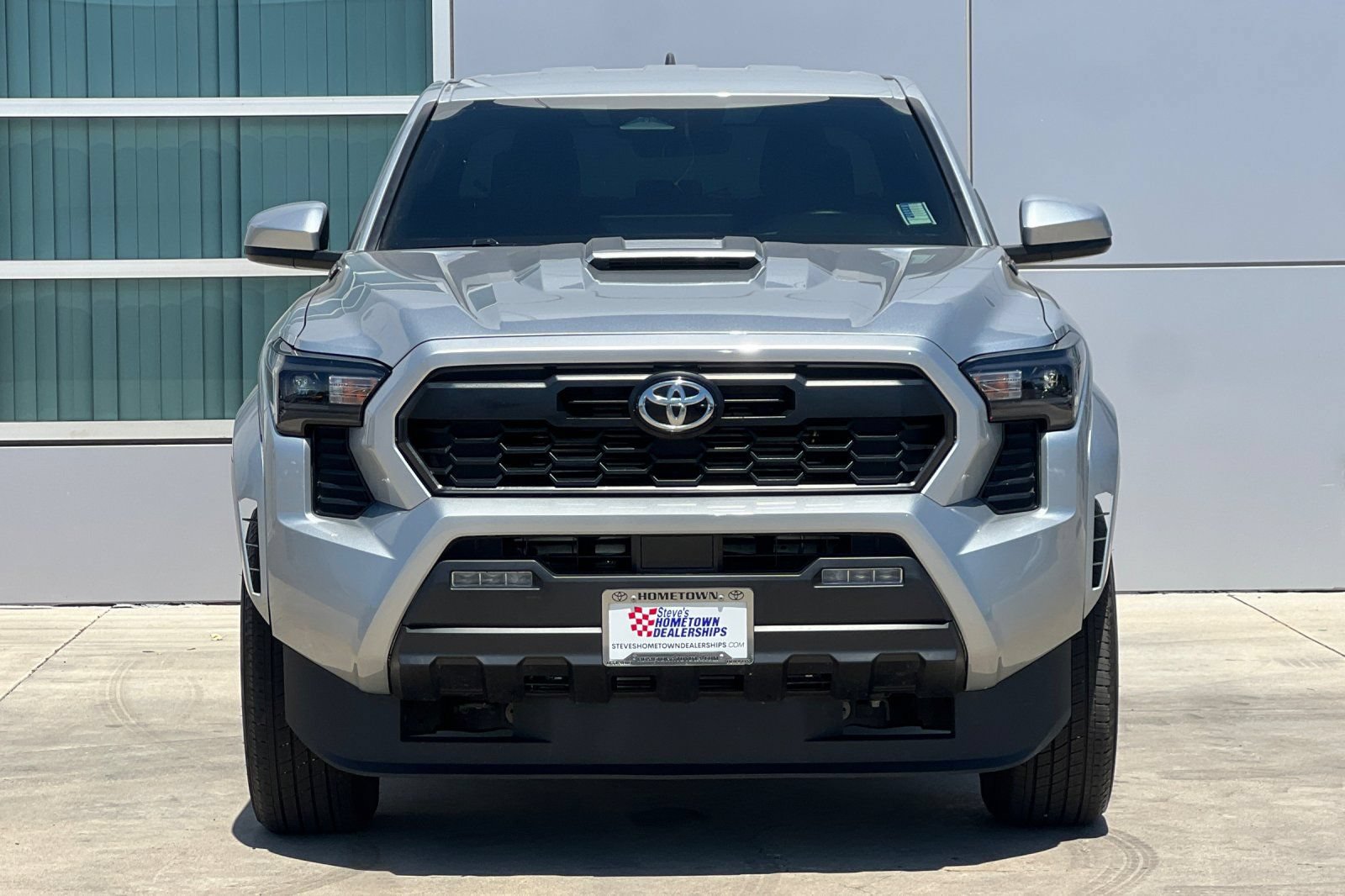 Certified 2025 Toyota Tacoma TRD Sport AWD/4WD image 6