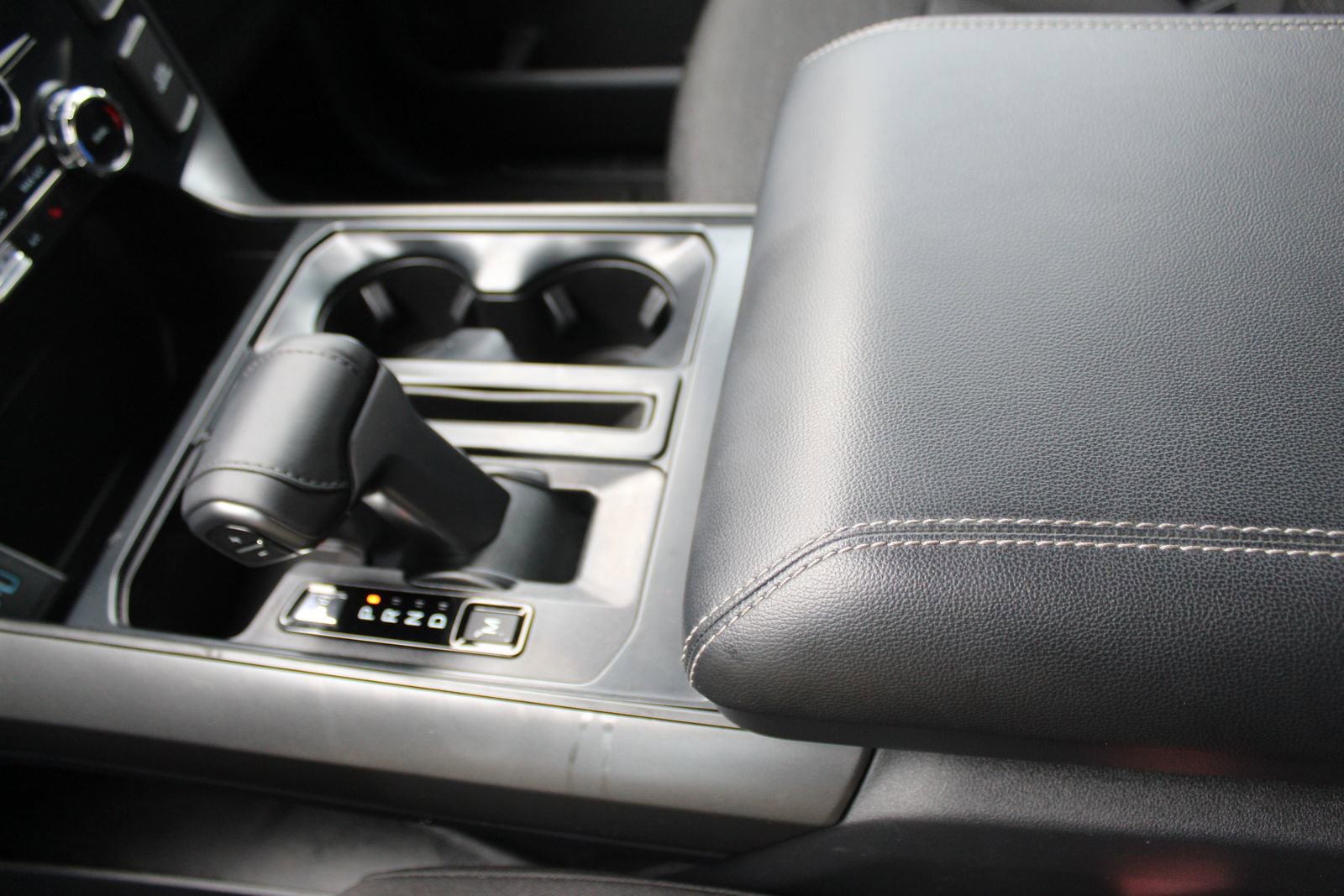 Used 2024 Ford F150 XLT w/ Equipment Group 302A MID image 36