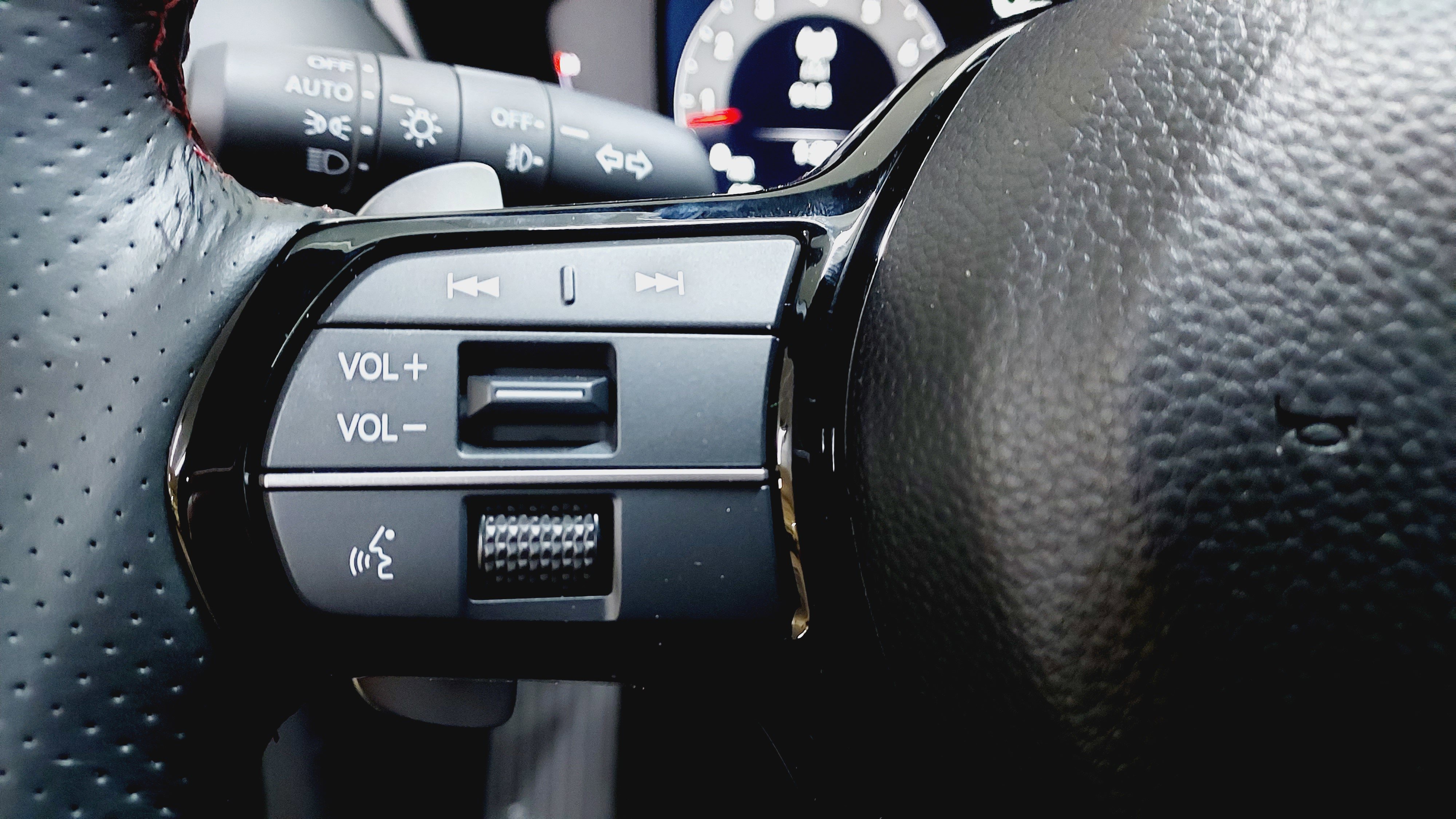 New 2025 Acura ADX A-Spec image 17