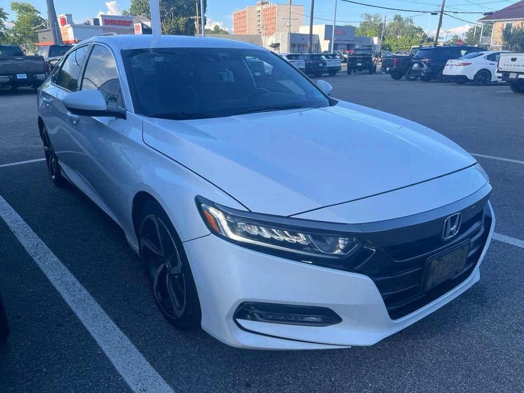 Used 2020 Honda Accord Sport image 3