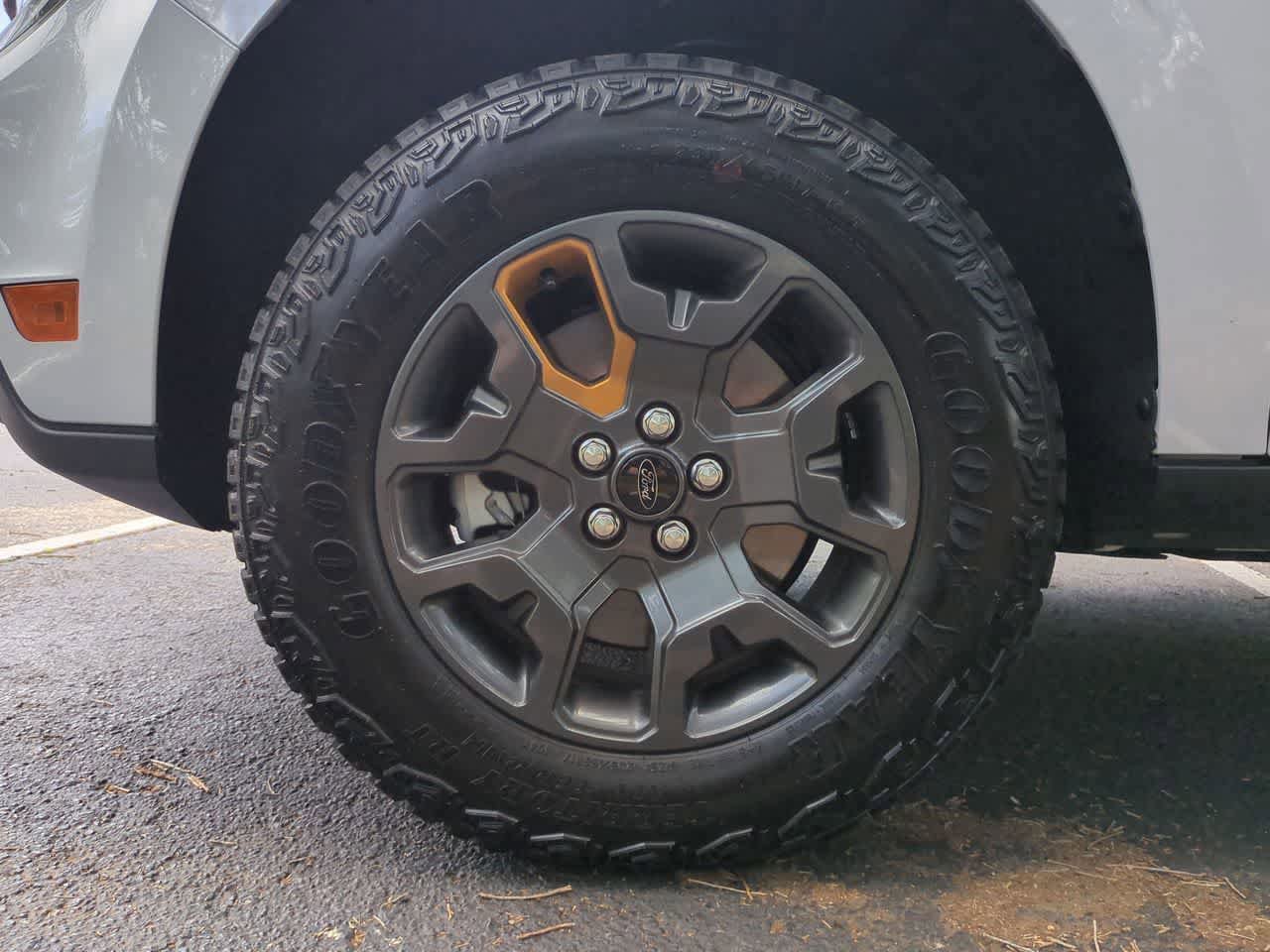 Used 2025 Ford Maverick Tremor AWD/4WD image 14