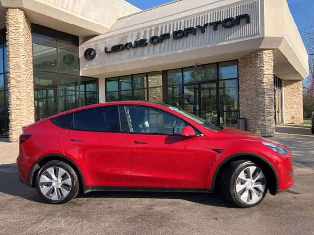 Used 2023 Tesla Model Y Long Range image 2