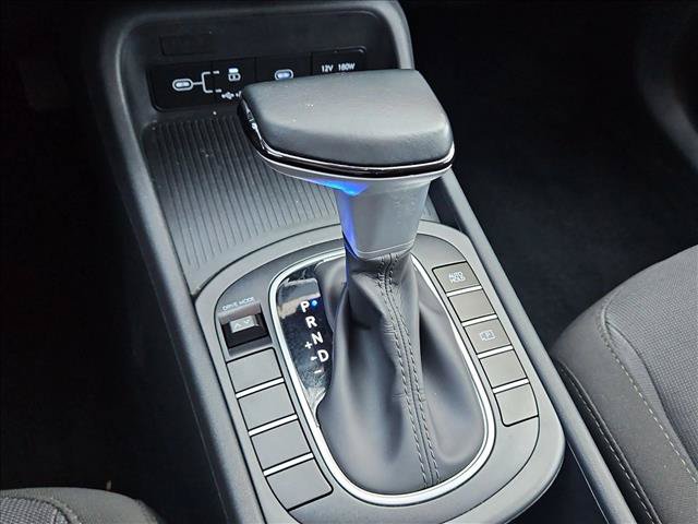 Used 2025 Hyundai Kona SEL FWD image 12