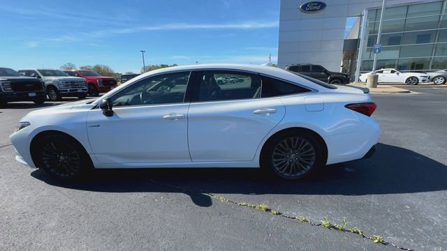 Used 2020 Toyota Avalon XSE w/ All Weather Liner Package FWD image 5
