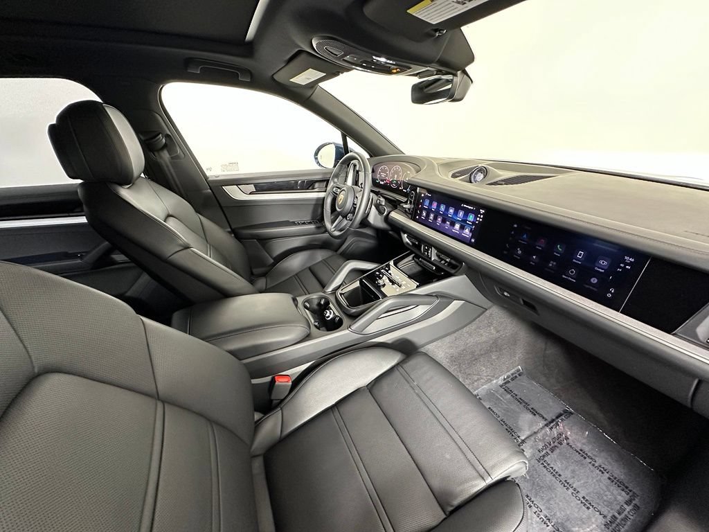 Certified 2026 Porsche Cayenne E-Hybrid AWD/4WD image 43