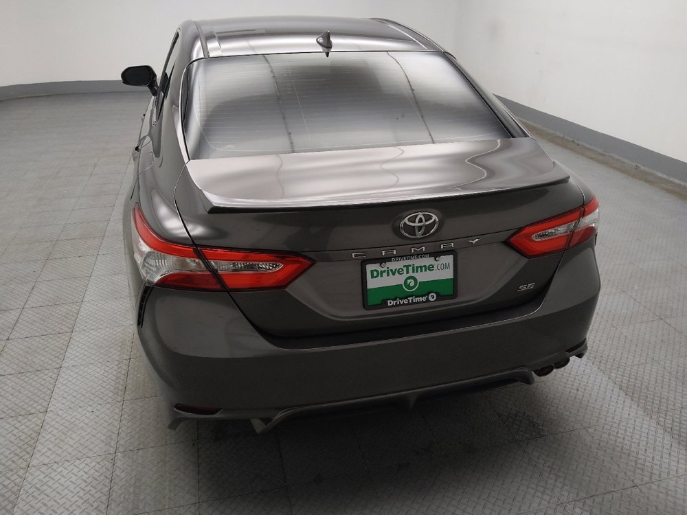 Used 2020 Toyota Camry SE image 6