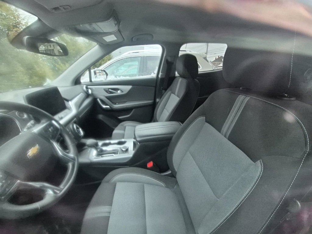 Used 2023 Chevrolet Blazer LT w/ Convenience Package image 10