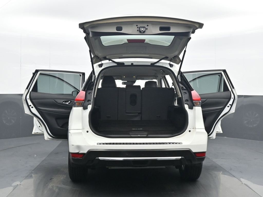 Used 2020 Nissan Rogue S w/ Special Edition Package image 25