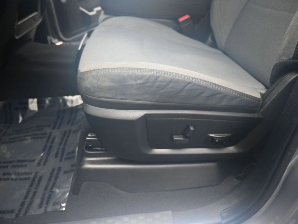 Used 2024 RAM 3500 Big Horn image 18