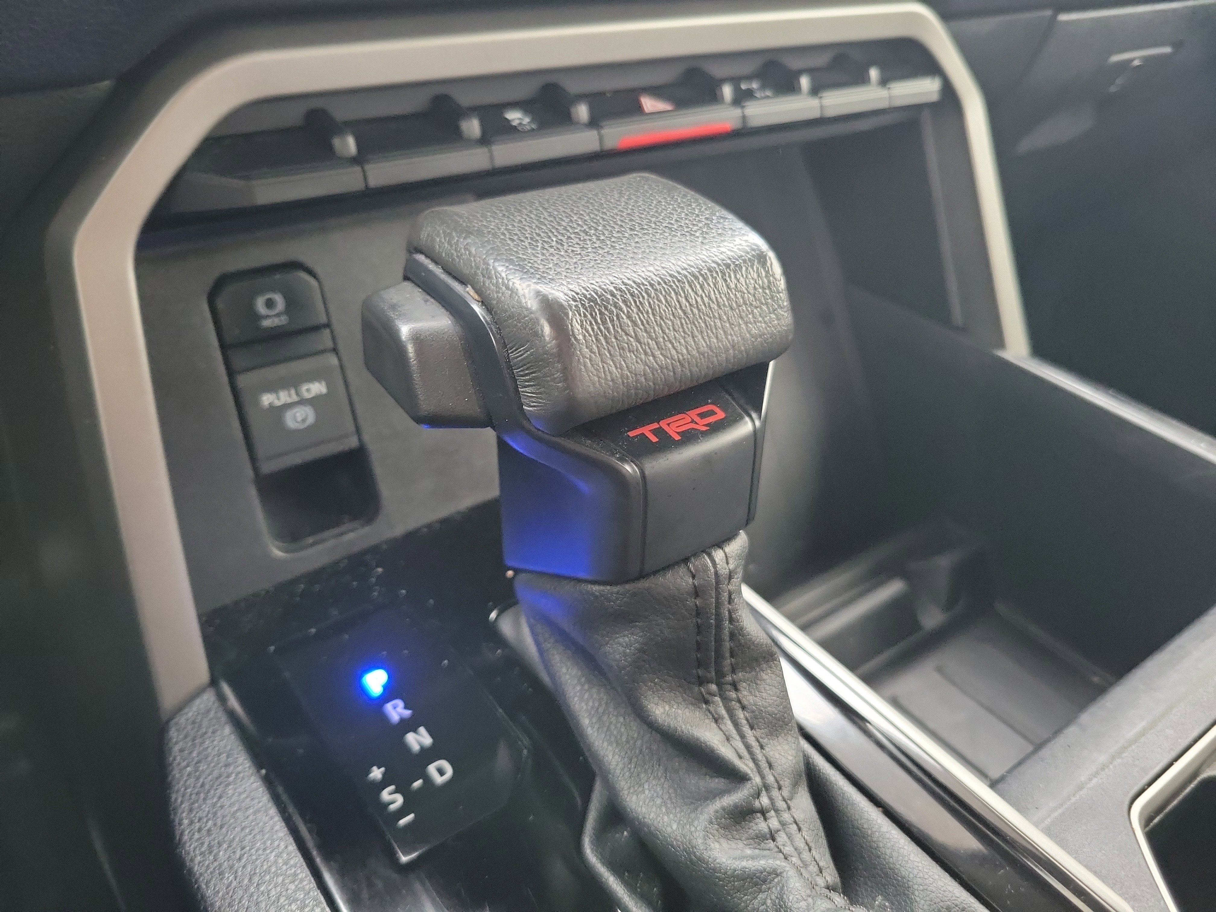 Used 2022 Toyota Tundra SR5 w/ TRD Off-Road Package image 14