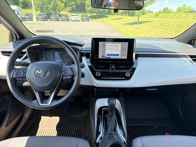 Certified 2025 Toyota Corolla SE FWD image 19
