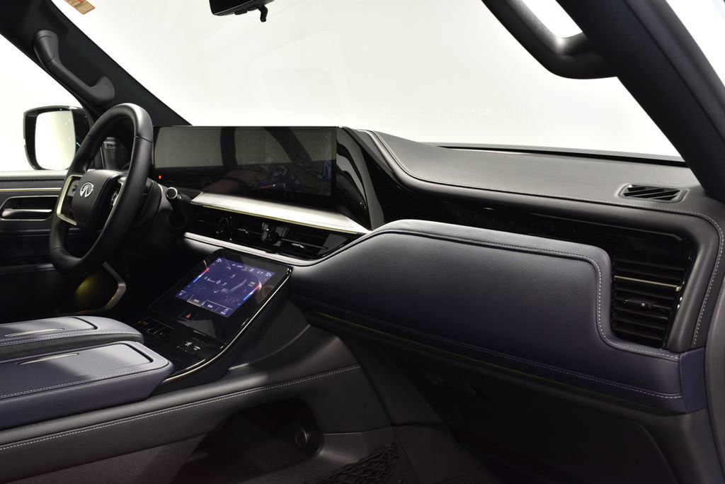 Certified 2026 INFINITI QX80 4WD w/ Sport Exterior Package image 33