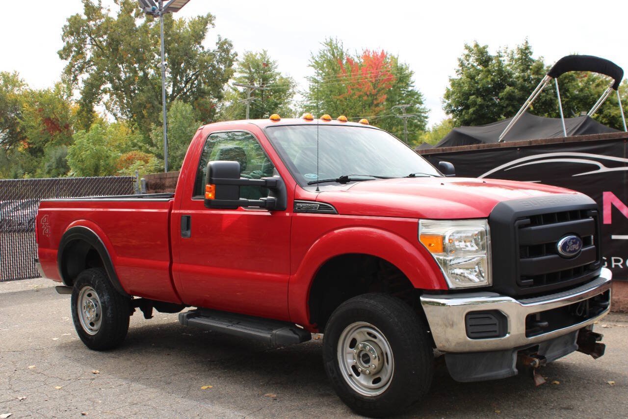 Used 2015 Ford F250 XL w/ Power Equipment Group AWD/4WD image 4
