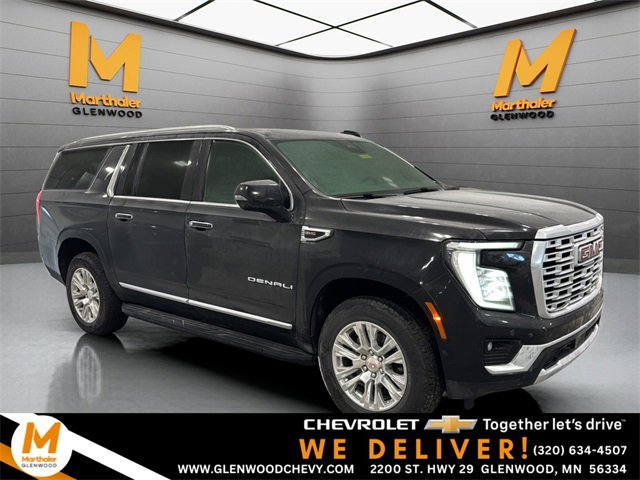Used 2025 GMC Yukon XL Denali image 1