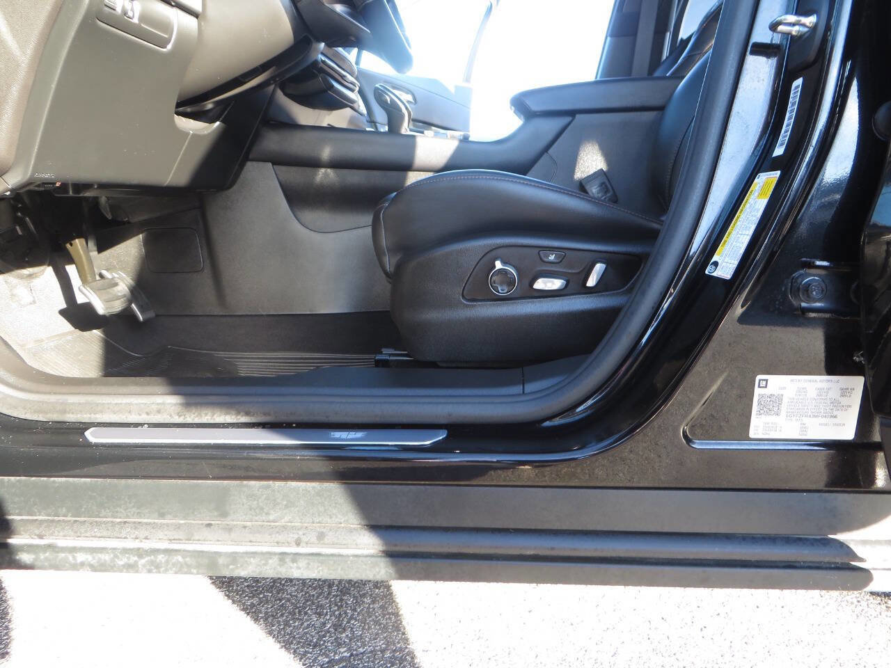 Used 2021 Cadillac XT4 Sport image 14