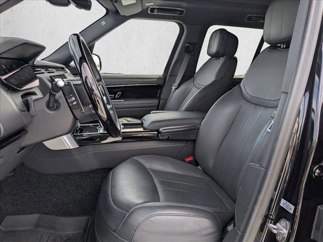 Used 2023 Land Rover Range Rover SE image 13