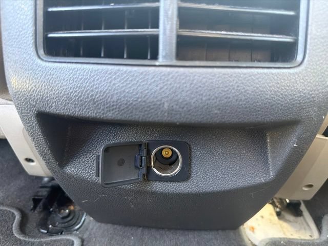 Used 2013 Ford Edge SEL FWD image 17