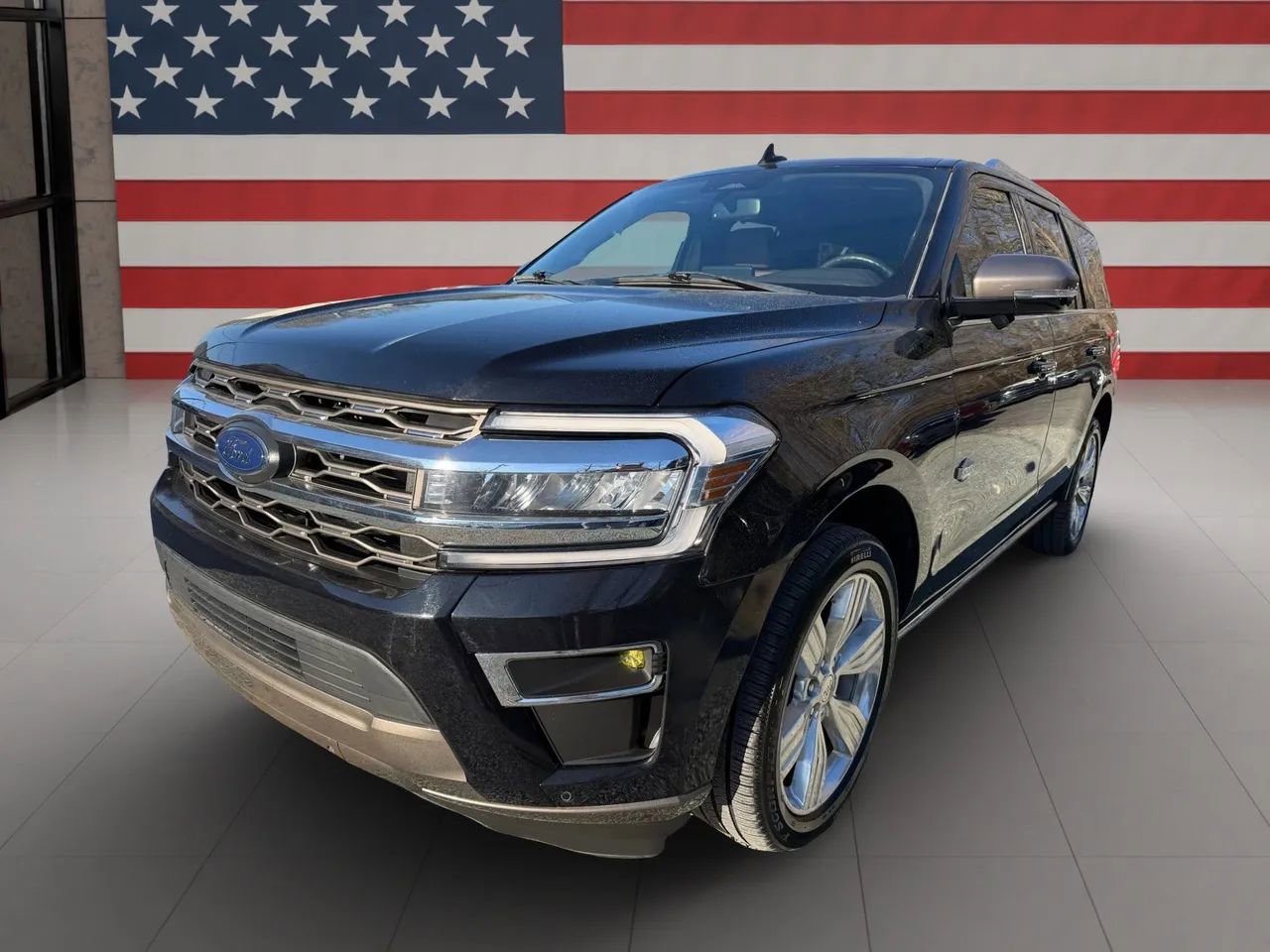 Used 2023 Ford Expedition King Ranch RWD image 1