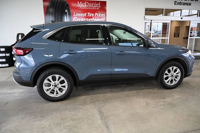 Used 2023 Ford Escape Active w/ Tech Pack #2 AWD/4WD image 5