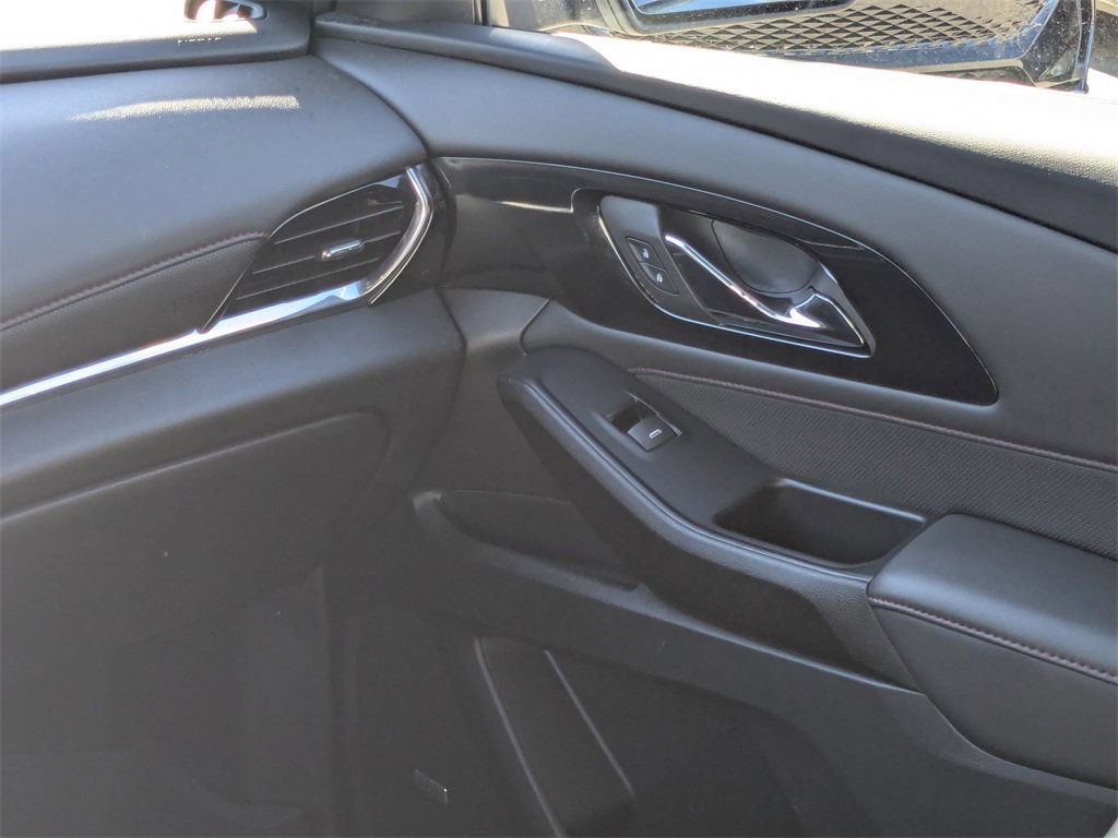 Certified 2023 Chevrolet Traverse RS image 14