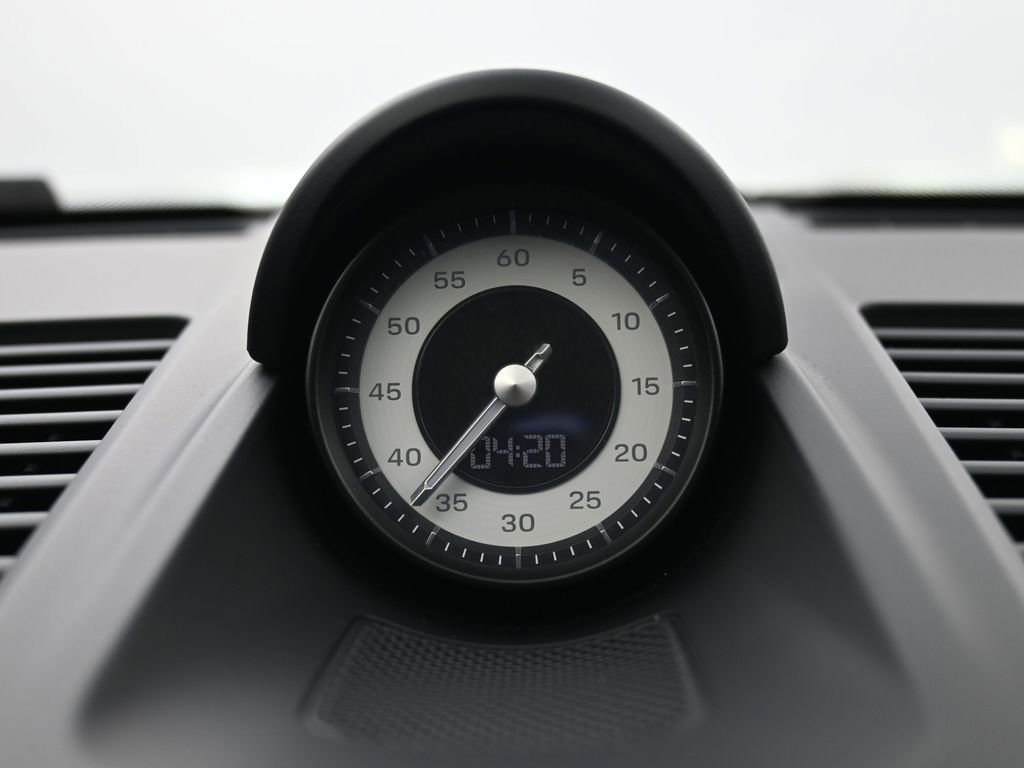 Certified 2022 Porsche 911 Carrera image 20