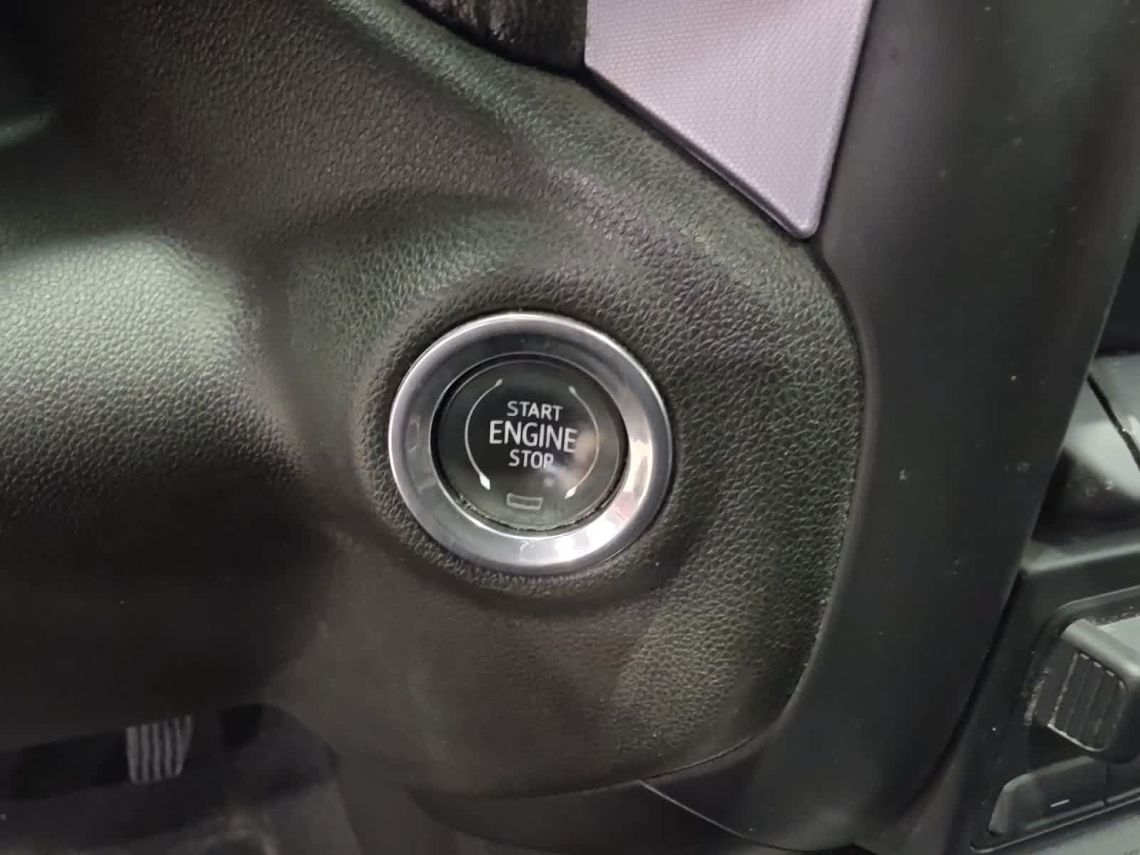 Used 2019 GMC Sierra 1500 SLT w/ SLT Premium Plus Package AWD/4WD image 26