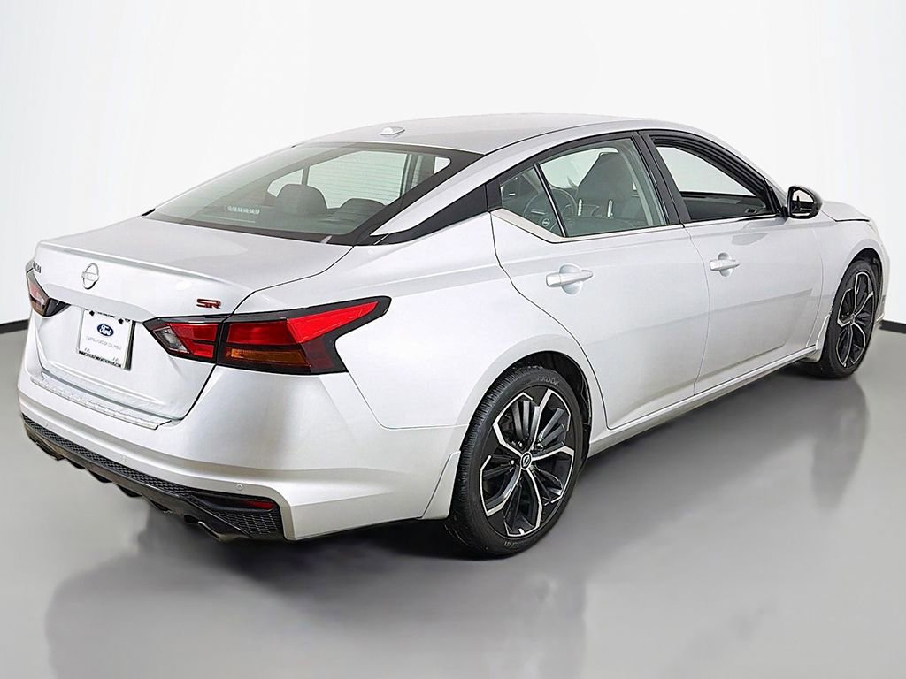 Used 2023 Nissan Altima 2.5 SR image 5