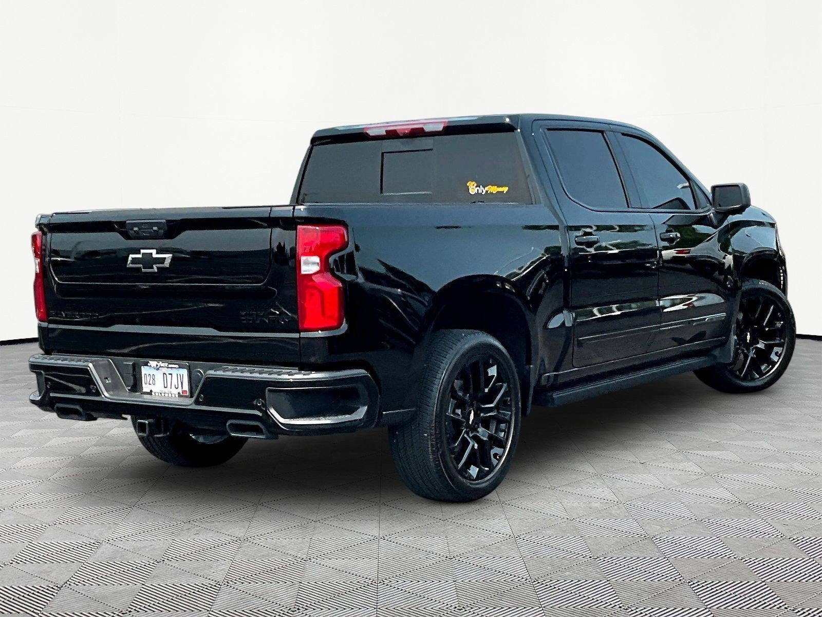 Used 2025 Chevrolet Silverado 1500 High Country w/ High Country Premium Package RWD image 6