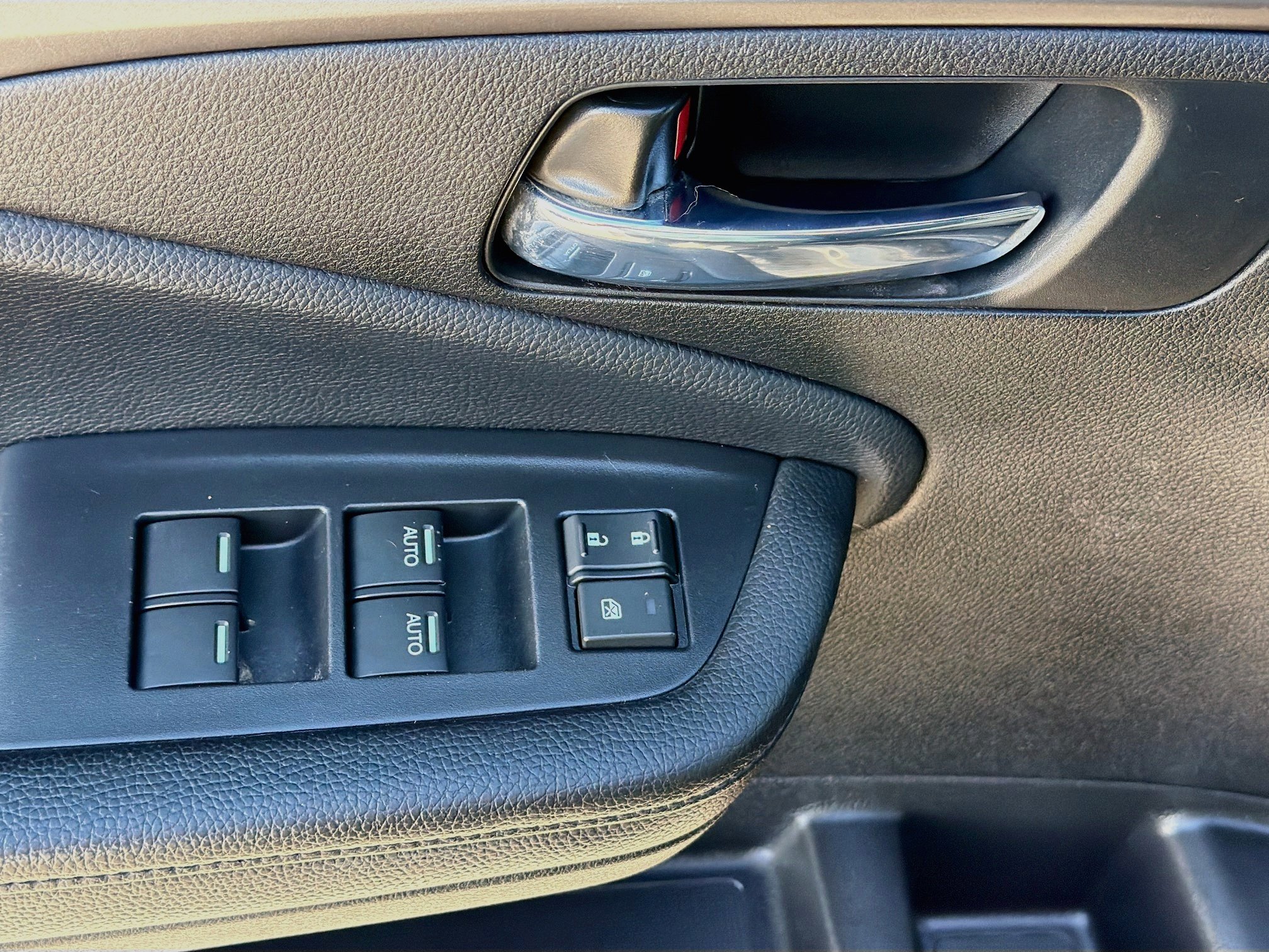 Used 2021 Honda Passport Sport image 15