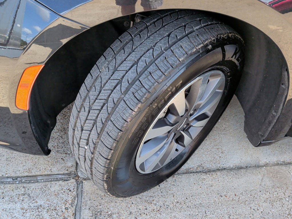 Used 2023 Chrysler Pacifica Touring-L FWD image 45