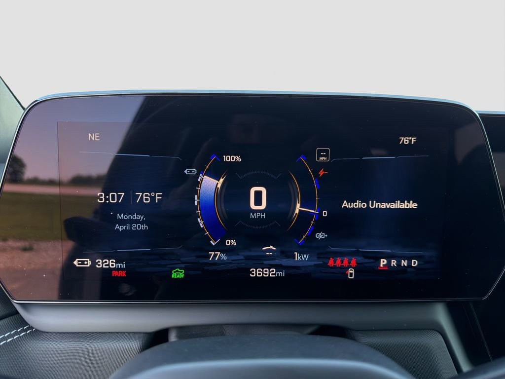 Used 2025 Chevrolet Silverado EV LT image 11