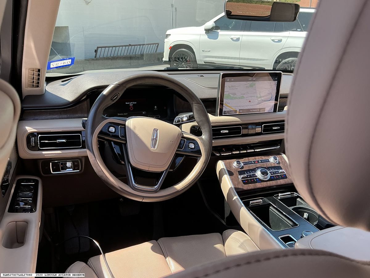 Used 2020 Lincoln Aviator Reserve w/ Equipment Group 202A AWD/4WD image 12