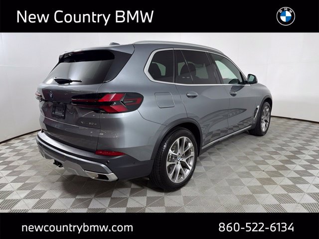 Certified 2026 BMW X5 xDrive50e w/ Premium Package AWD/4WD image 7
