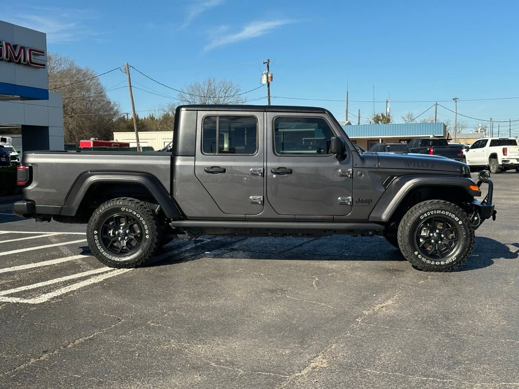 Used 2025 Jeep Gladiator Willys image 4
