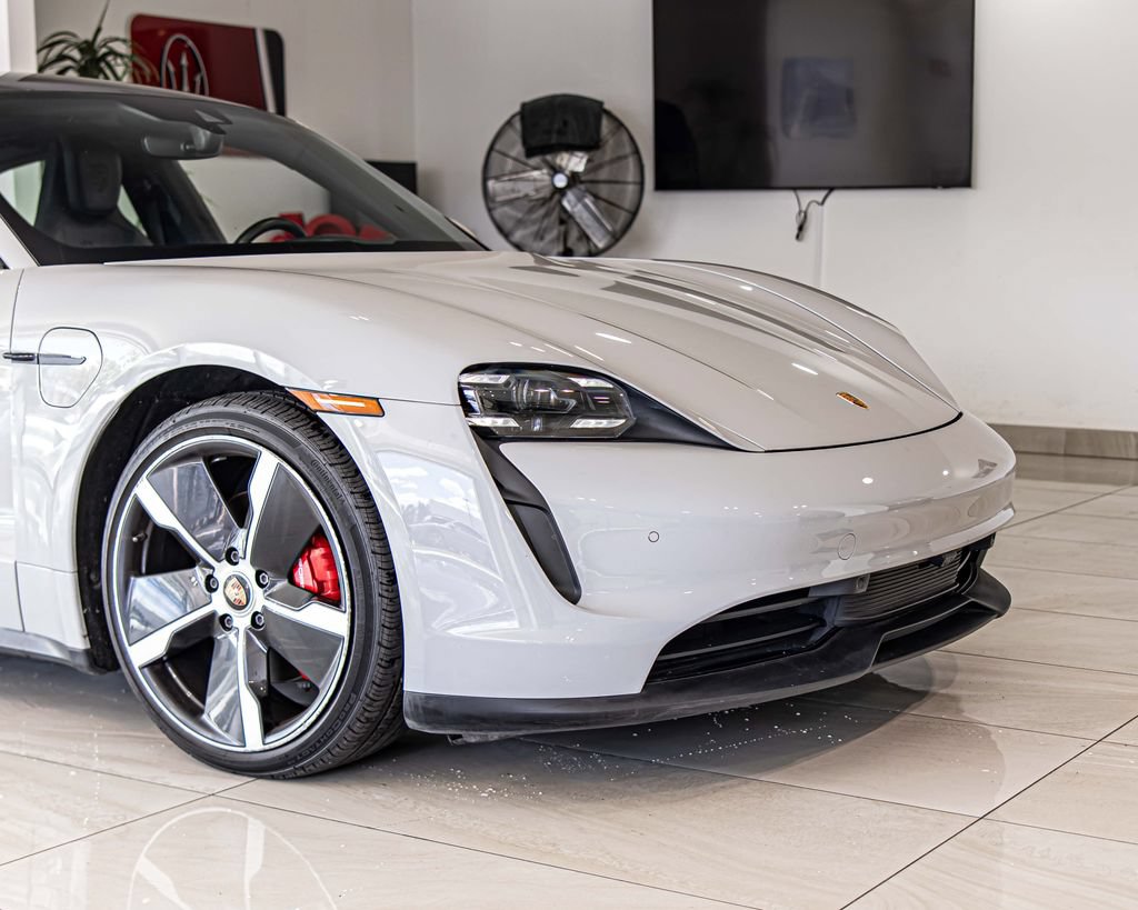 Used 2021 Porsche Taycan 4S w/ Premium Package AWD/4WD image 3