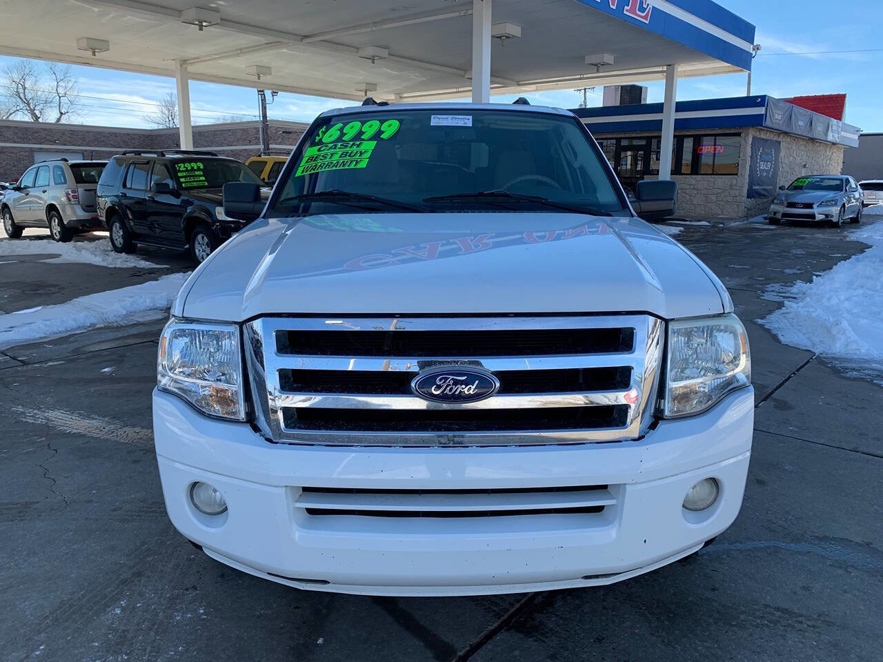 Used 2013 Ford Expedition EL XLT image 4